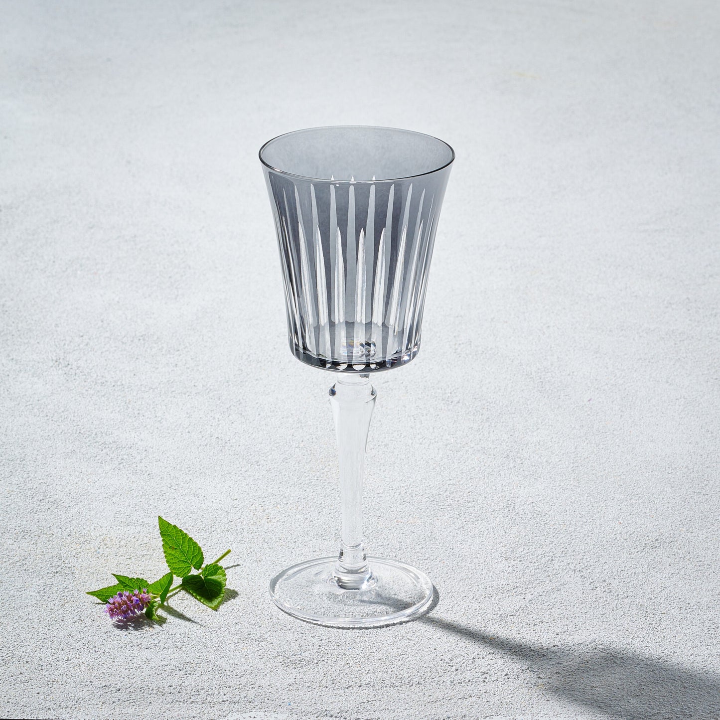 VD-TML-10SM - Vikko Décor - Timeless, 10oz Water Glass, Smoked