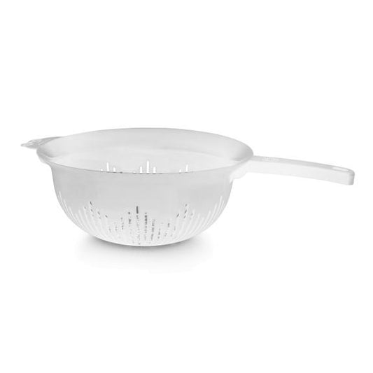 31-1130- Plastic Strainer with Handle 9.75 inch white