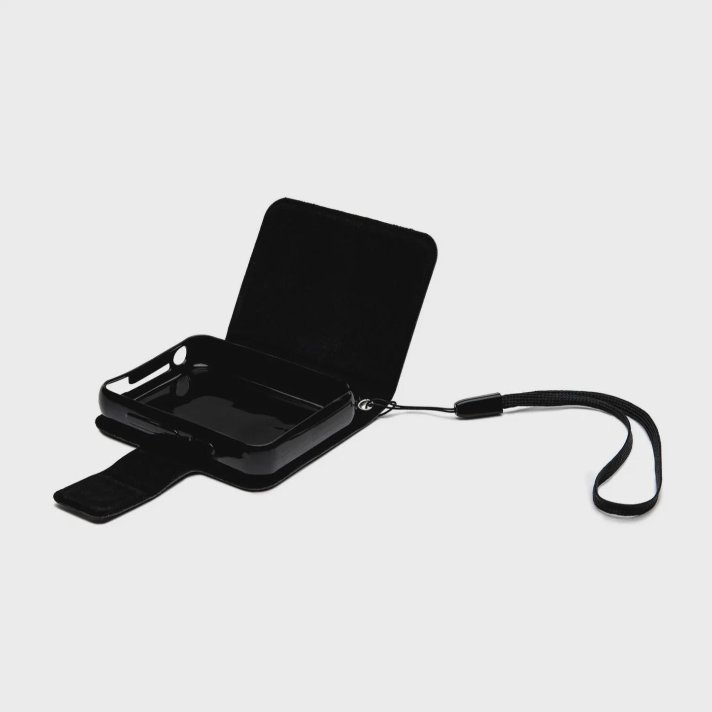 Q5 CASE - BLACK