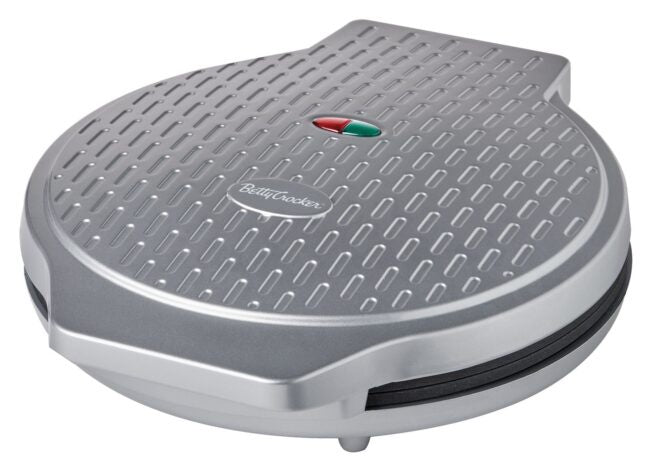 BETBC2958CSK - Betty Crocker 12" Nonstick Pizza Maker Silver Kosher OK