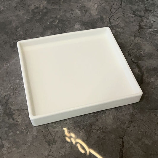 VL-7906 - Vikko Lightning - Élégante, B&B Plate, 6.5"